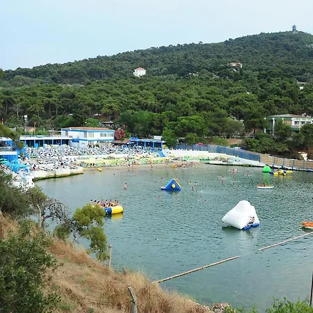 Yorukali Tesisleri * Adalar